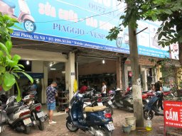 Cửa hàng HOA ĐÀ PIAGGIO VESPA